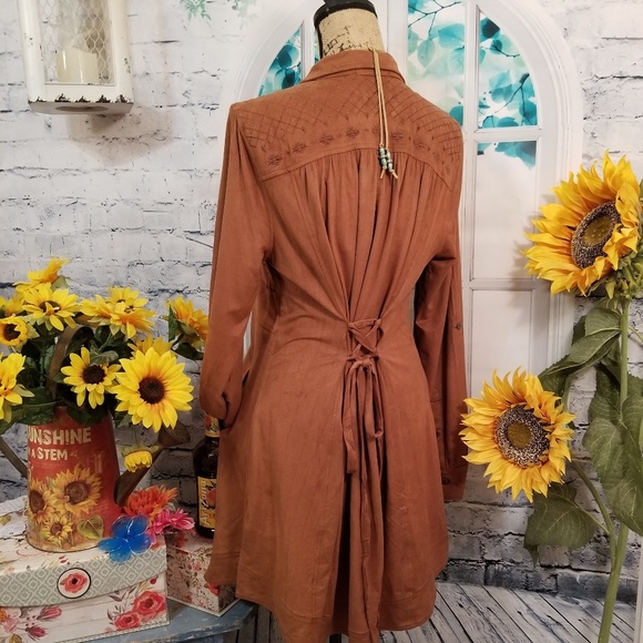 🆕️🌷BOHO GLAM!🌷FAUX SUEDE EMBROIDERY DRESS - Picture 4 of 8